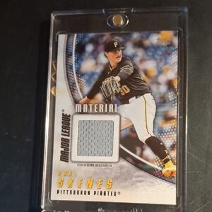 Topps Black and White Memorabilia Card with Game-Used Jersey